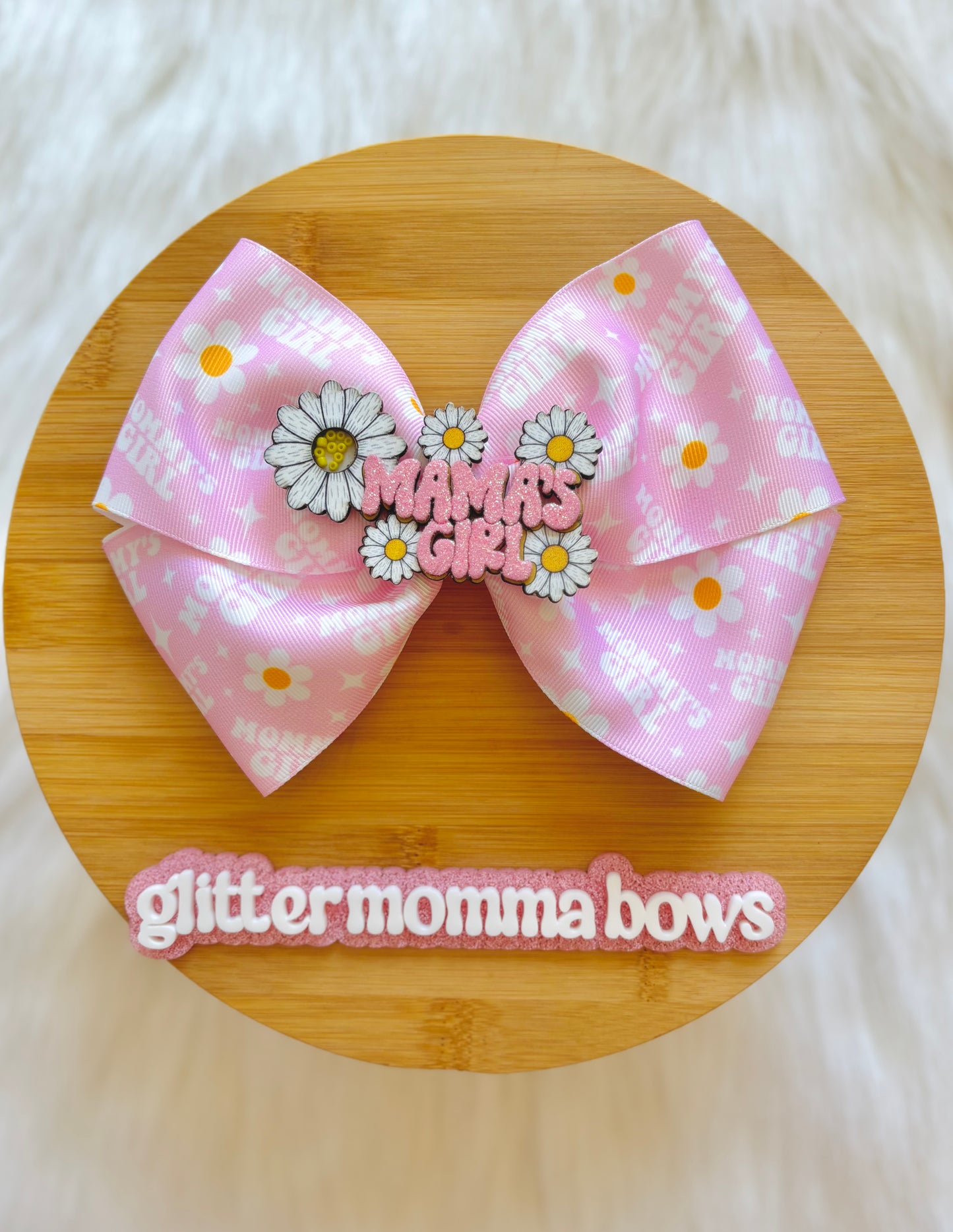 Mama’s Girl Shaker Bow
